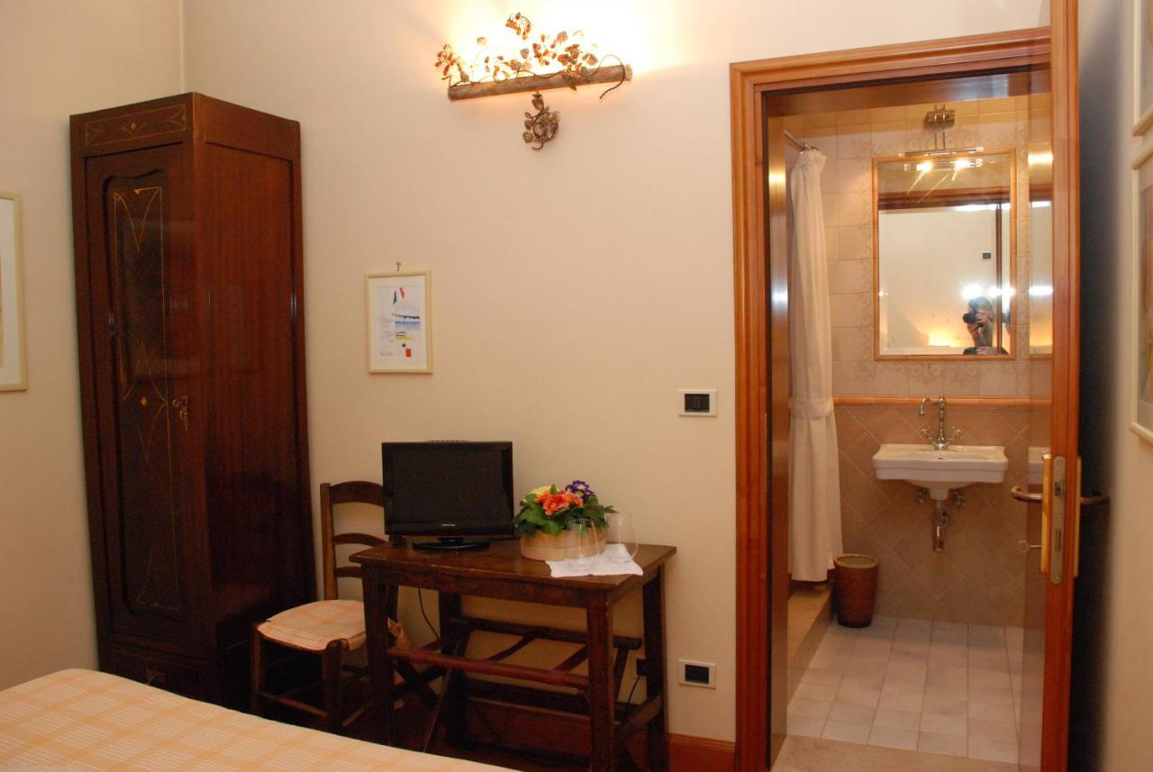 Hotel Vecia Brenta Mira Quarto foto